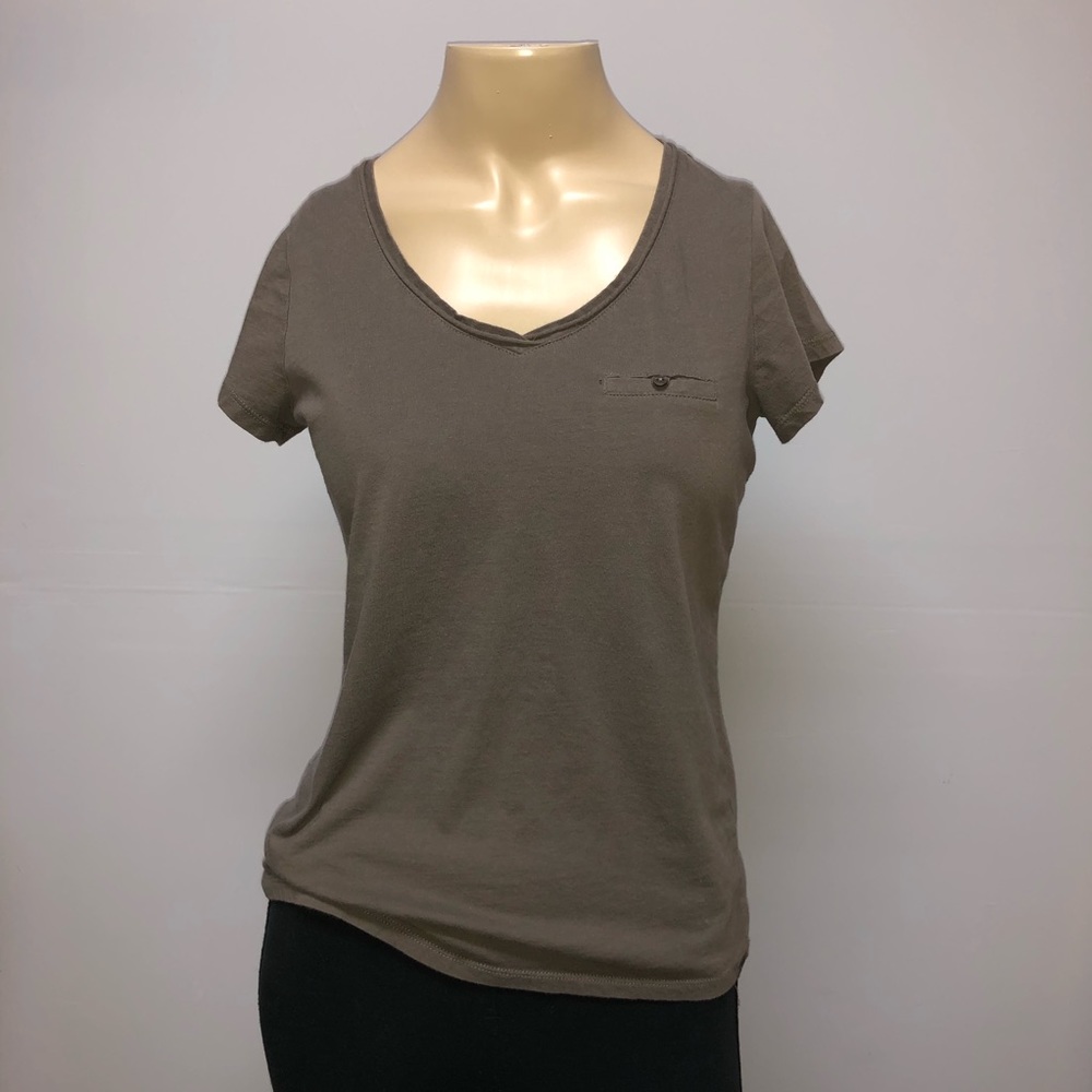 Mini Pocket V Neck T shirt